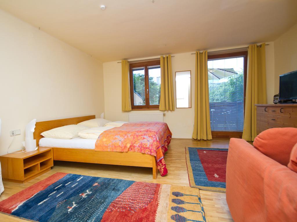 Pension Popotnik Villach Chambre photo